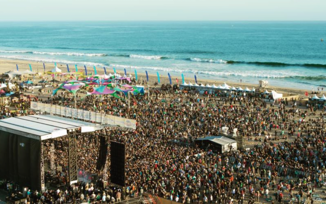 KROQ’S Back To The Beach Festival in 10 Stunning Photos