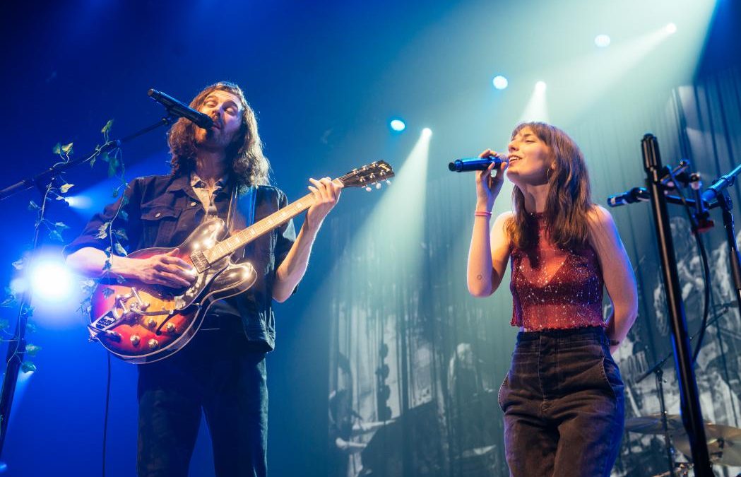 Angie McMahon: The Thrill of Touring with Hozier